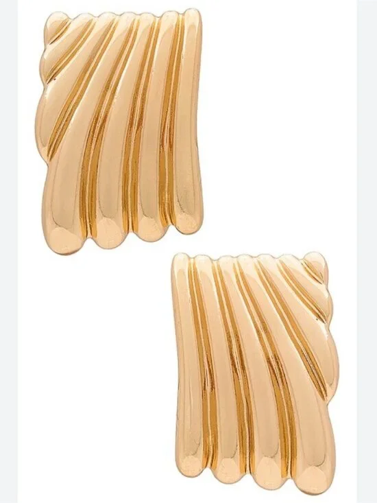 New! Gold Wave Earrings (1071) NWOT