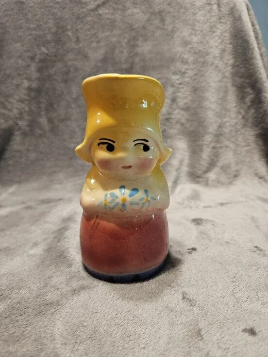 Vintage Shawnee Pottery 
