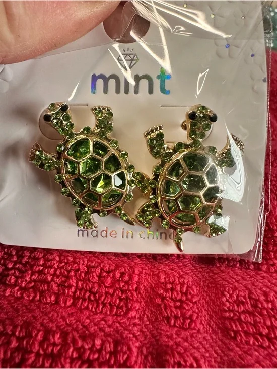 Mint Green Turtle Earrings