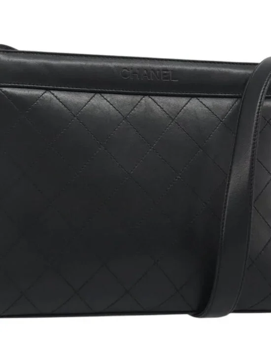 CHANEL Matelasse Shoulder Bag Leather Black Gold CC Auth mr2606V
