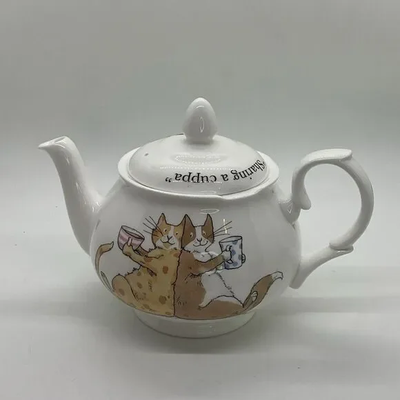Whittard of Chelsea White Bone China Teapot with Cat Design