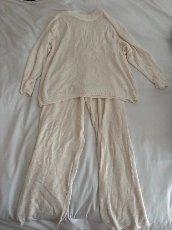 Free People Cream Ribbed Lounge Set - Top & Pants