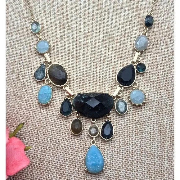 NWT Loft Shades of Blue Drop Dangle Beaded Statement Necklace 20