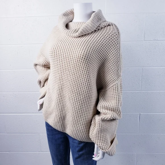 Free People Park City Pullover Sweater Chunky Knit‎ Turtleneck Ivory Size Large