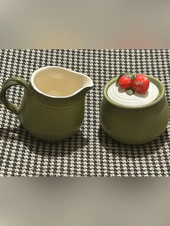 Vintage Metlox Poppytrail Strawberry creamer and Sugar Bowl