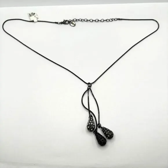 Vintage Black Rhinestone Necklace