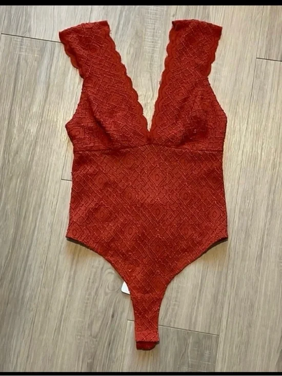 Free People Women’s Deep V Copper Lace Bodysuit Size XS