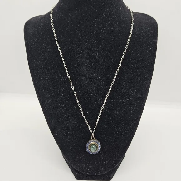 Avon blue and green pendant necklace signed NRT