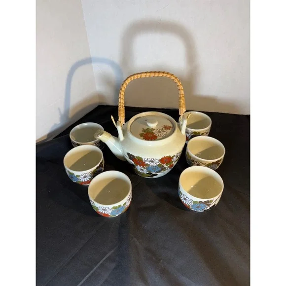 Vintage Asian Tea Set Teapot With Bamboo Handle‎ & 6 Cups Floral Design