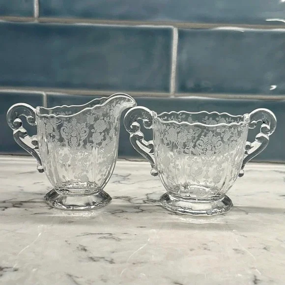 Vintage‎ Cambridge Diane Clear Etched Pressed Glass Sugar Bowl Creamer Set