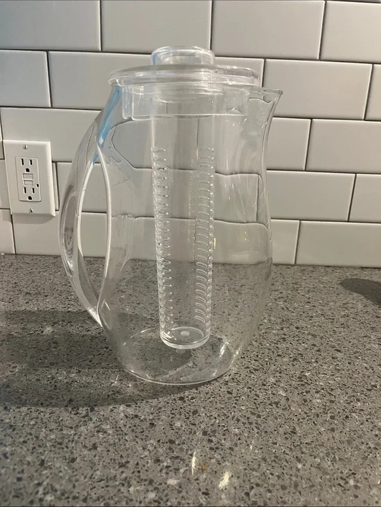Clear Plastic Infuser Pitcher with Lid - Transparent