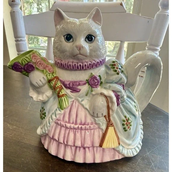 VTG 1990 Lefton Marie-Cattonette Cat Ceramic Teapot Music Box *Video