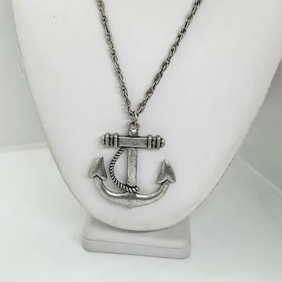 Silver Tone Anchor Necklace‎