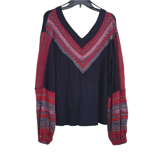 Free People Women Navy Red V-Neck Copenhagen Long Sleeve Thermal Boho Top Medium