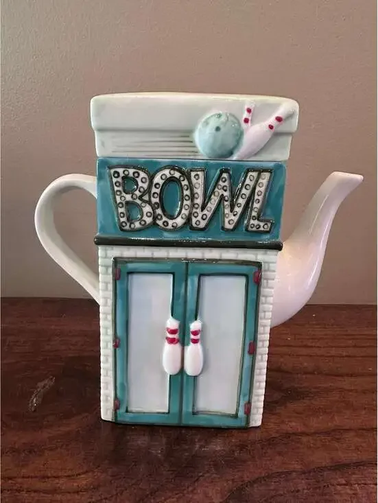 Twinnings Main Street Store Fronts Bowling/Salad Teapot