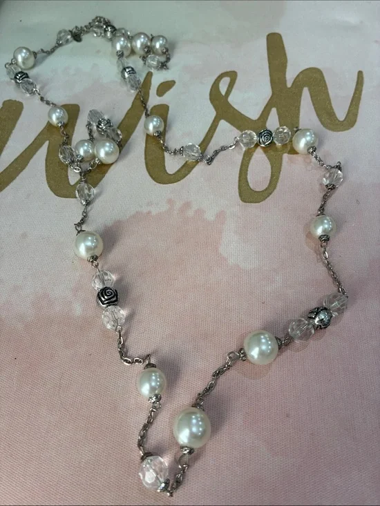 Pearl and Crystal Beaded Necklace - White
