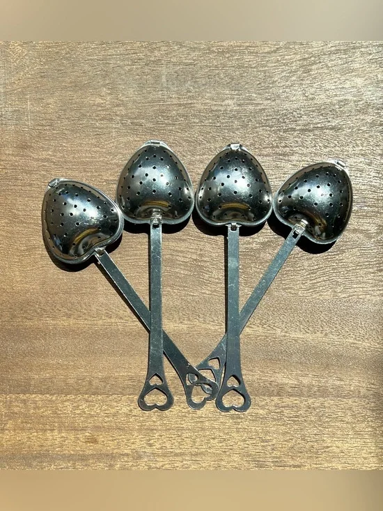 Set of 4 Vintage-Style Heart Shaped Tea Infuser Spoons Stainless Steel Strainer