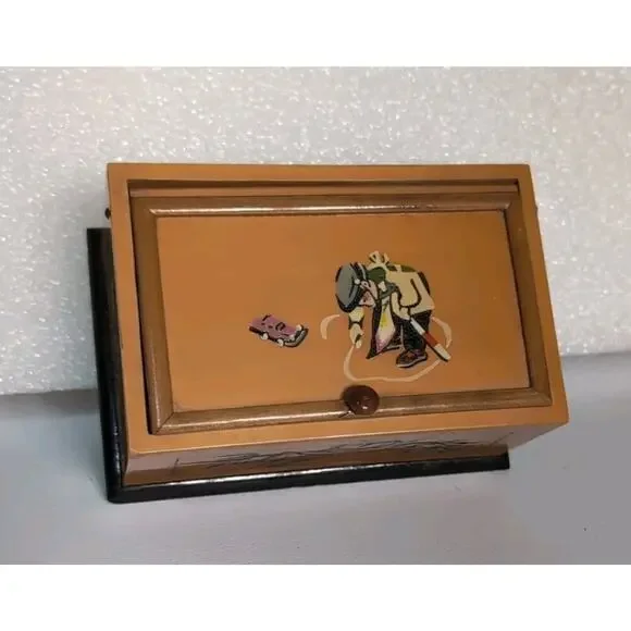 Vtg Chinese Lacquered Wooden Box Tea Caddy Keepsakes