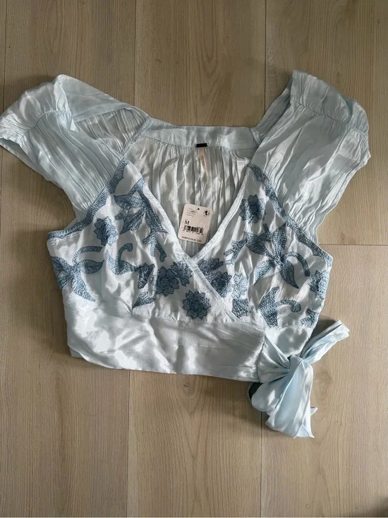 NWT Free People Sahara Embroidered Top