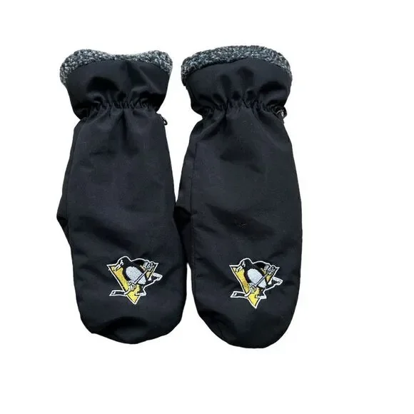 Pittsburgh Penquins NHL youth boys mittens size 8-20.
