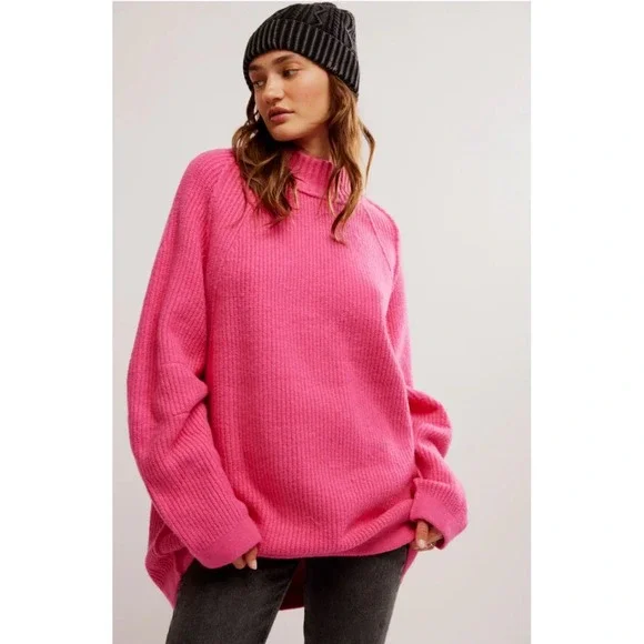 Free People Sunbeam Knit Oversized Mockneck Sweater Fuchsia Pink‎ Sz M Chunky