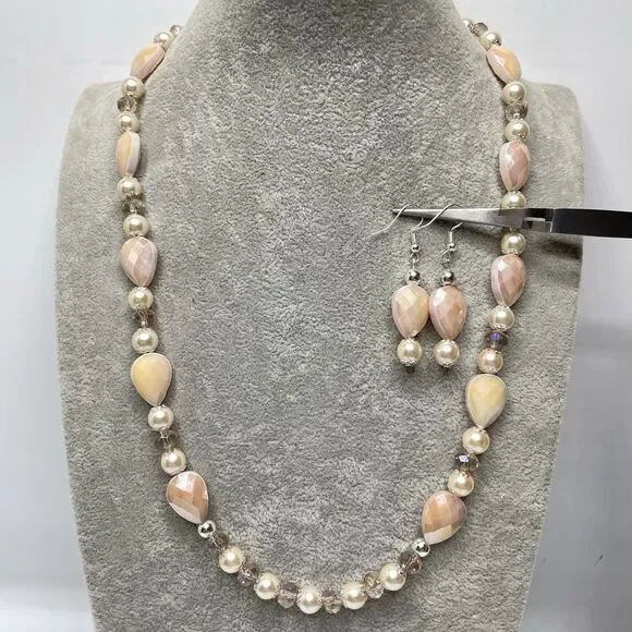 Artisan Blush Beige Pear Cut Glass Beaded Faux Pearl Necklace Earrings Set