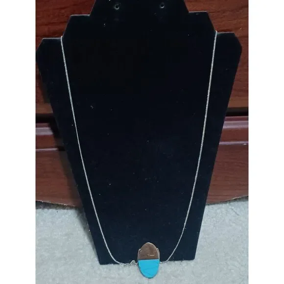 BANANA REPUBLIC Gold-Toned Chain w/ Turquoise-Colored Pendant, 30