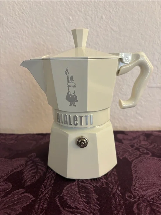 Bialetti 3 cup Cream Moka Express