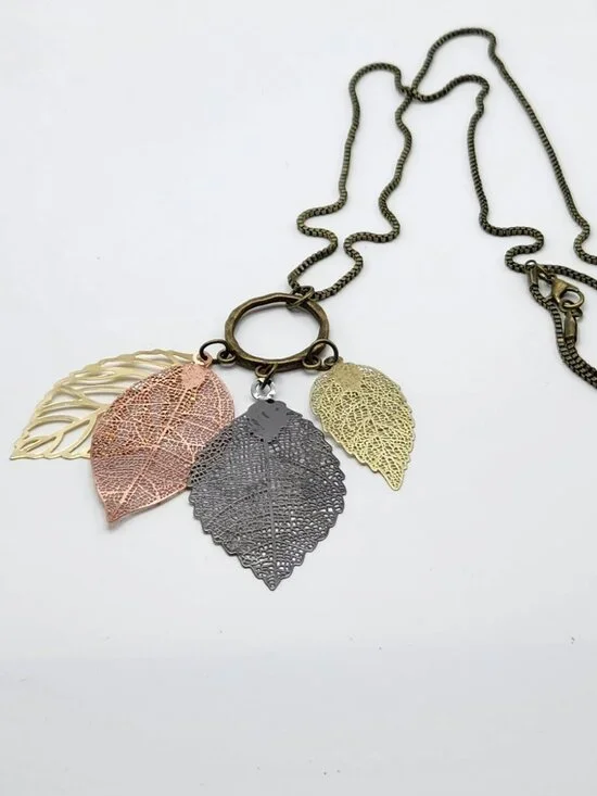 *3 for $20 Beautiful tri-color leaf necklace long NIP