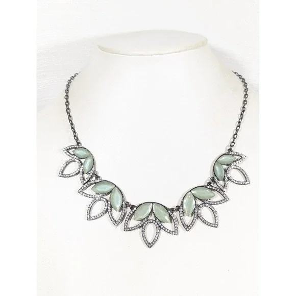 INC International Concepts Green Rhinestone Statement‎ Necklace 20