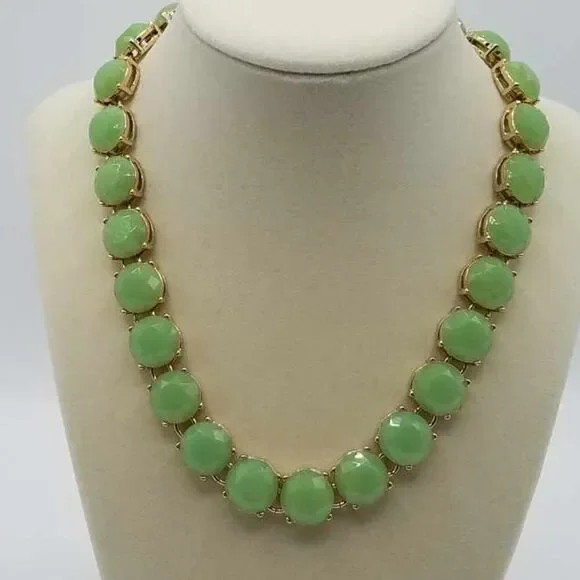 NWOT Jade Looking Faceted Crystal Beads Necklace