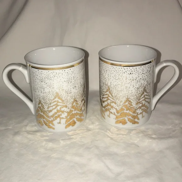 2 Dansk Porcelain Golden Pine Holiday Mugs with Metallic Gold EvergreenTrees