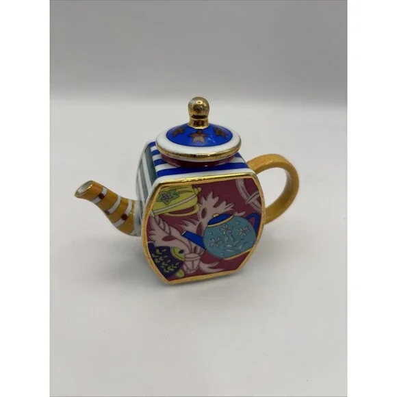 Vivian Chan Miniature Teapot