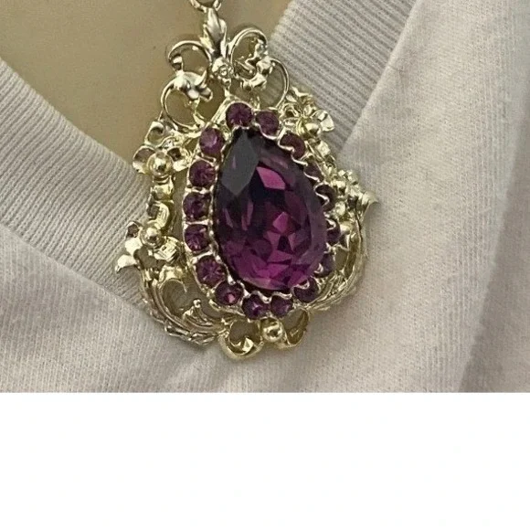 Gold Tone‎ Chain Necklace Purple Teardrop Crystal Pendant Vintage Style