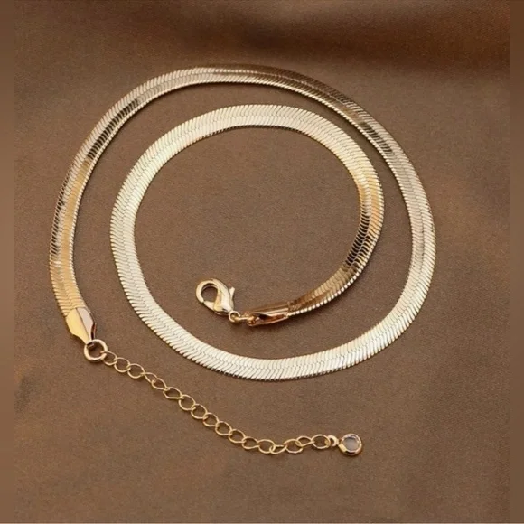Jennifer‎ Zeuner Gold-Tone Necklace