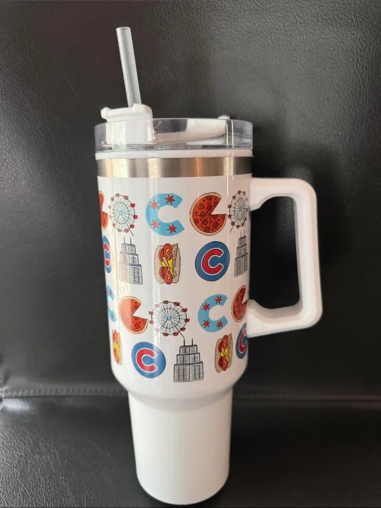 Chicago-Themed White Travel Tumbler with Straw