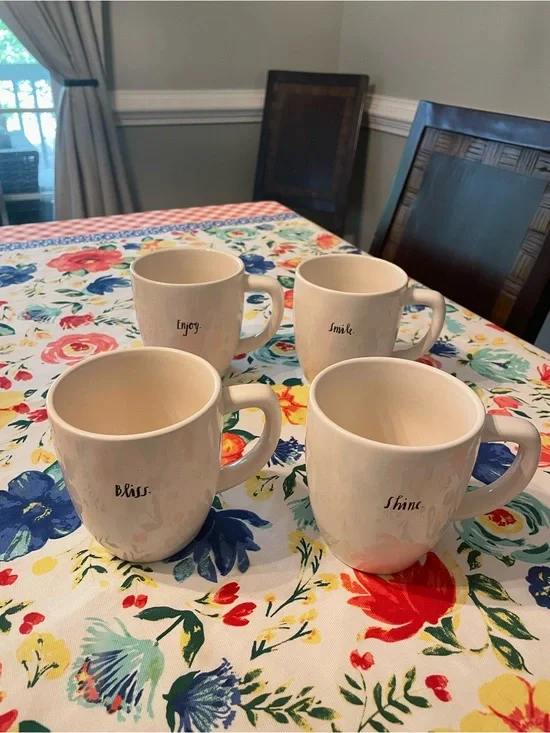 Rae Dunn Set of 4 16oz Coffee Mugs