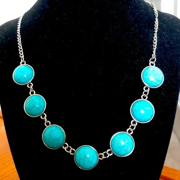 🆕NIP: Turquoise Necklace and Earrings