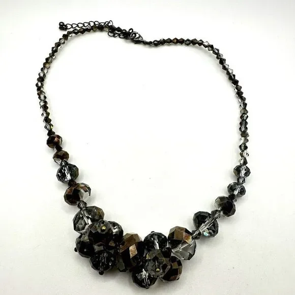 Stunning faceted black/dark‎ gray crystal beaded necklace!