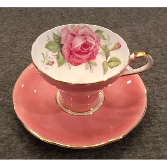 Aynsley Teacup & Saucer Pink Cabbage Rose Corset Bone China Gold Gilt‎ England