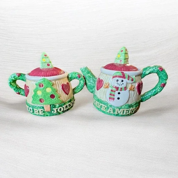 Omnibus Fitz & Floyd Vintage Christmas Cream & Sugar Set Ceramic Holiday 1996‎