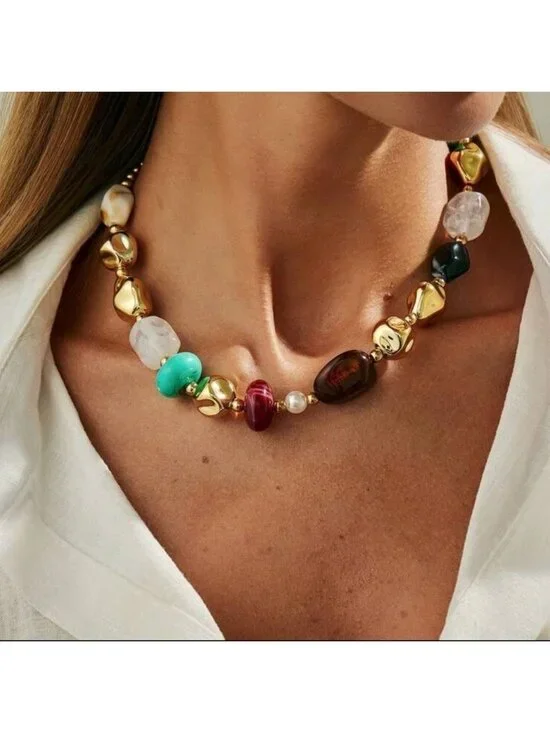 Multicolor Beaded Necklace Q672