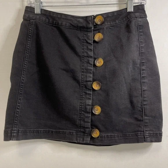 Free People Little Daisies Black Denim Mini Skirt Short Buttons Women's Size 8