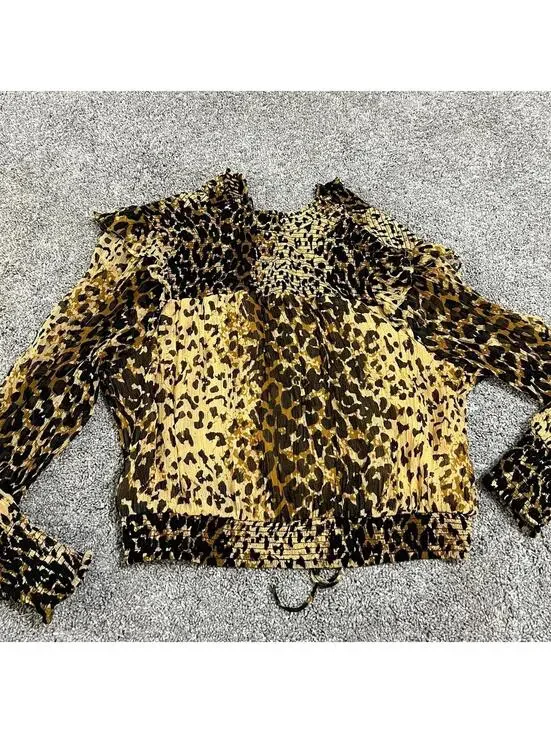 Free People Women's Leopard Print Blouse size XS