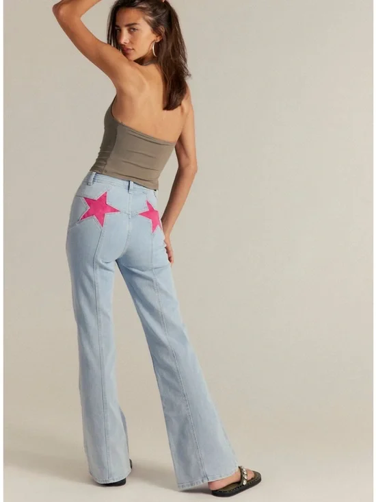 Light Wash Star Patch Jeans - Pink Stars