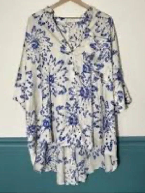 Free People Oversized White Tunic with Blue Floral Print, XL
