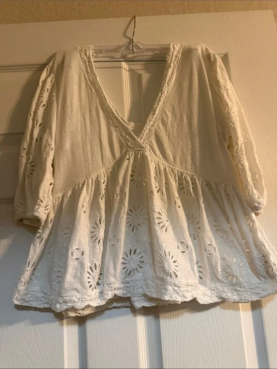 Free People Sweeter Side Eyelet Top Ivory Boho Peplum Blouse Size Small NWOT