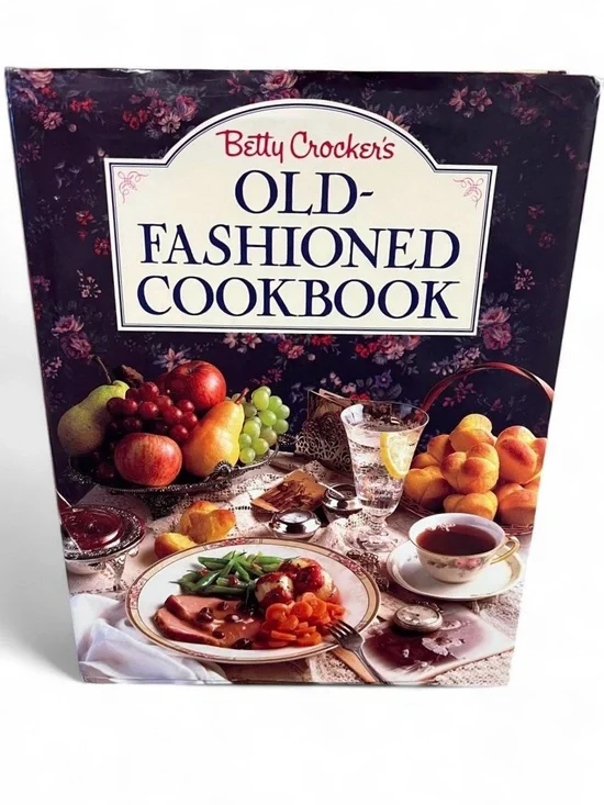 Vintage Betty Crocker’s Old Fashioned Hardcover Cookbook 90’s