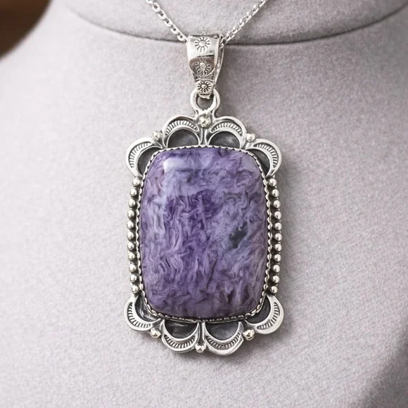 Natural Charoite 925 Silver Pendant – Silk Patterned Stone Purple Gemstone #557