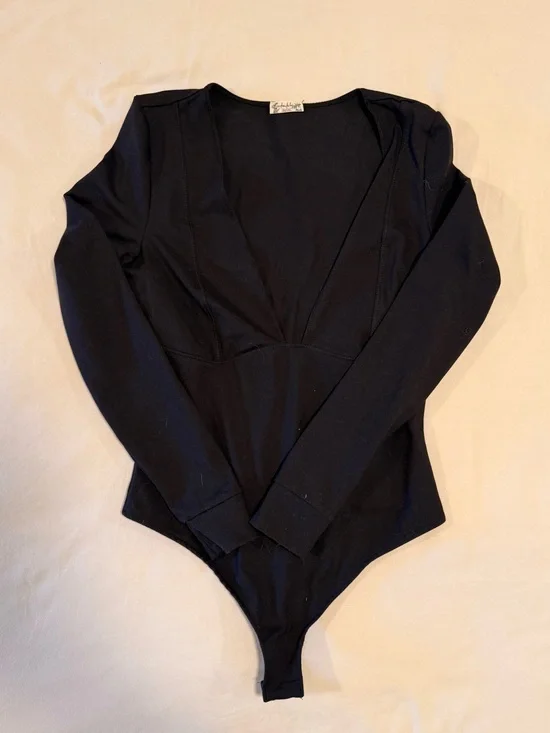 Black Long-Sleeve Plunge Neck Bodysuit